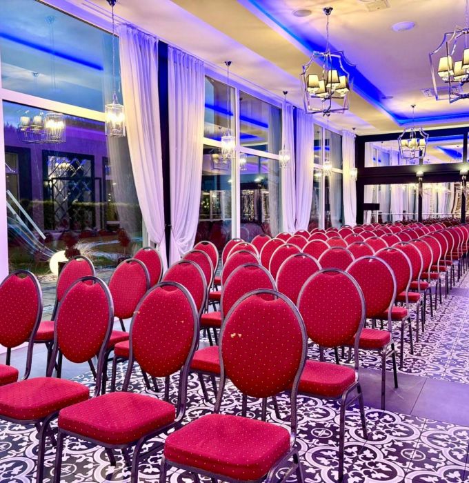 SALA ORANŻERIA
